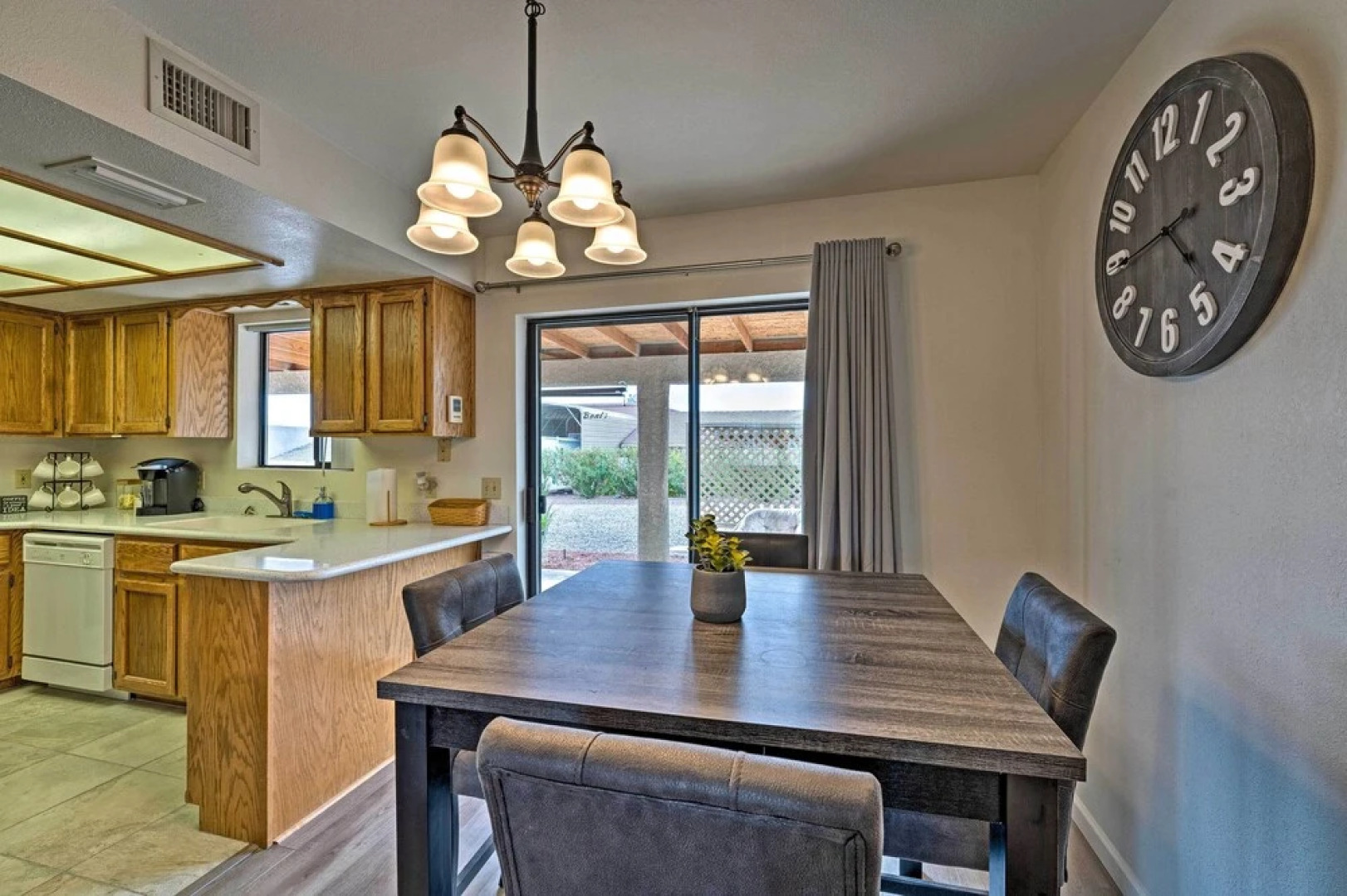 Lake Havasu City Retreat w/ Mtn Views & Patio!