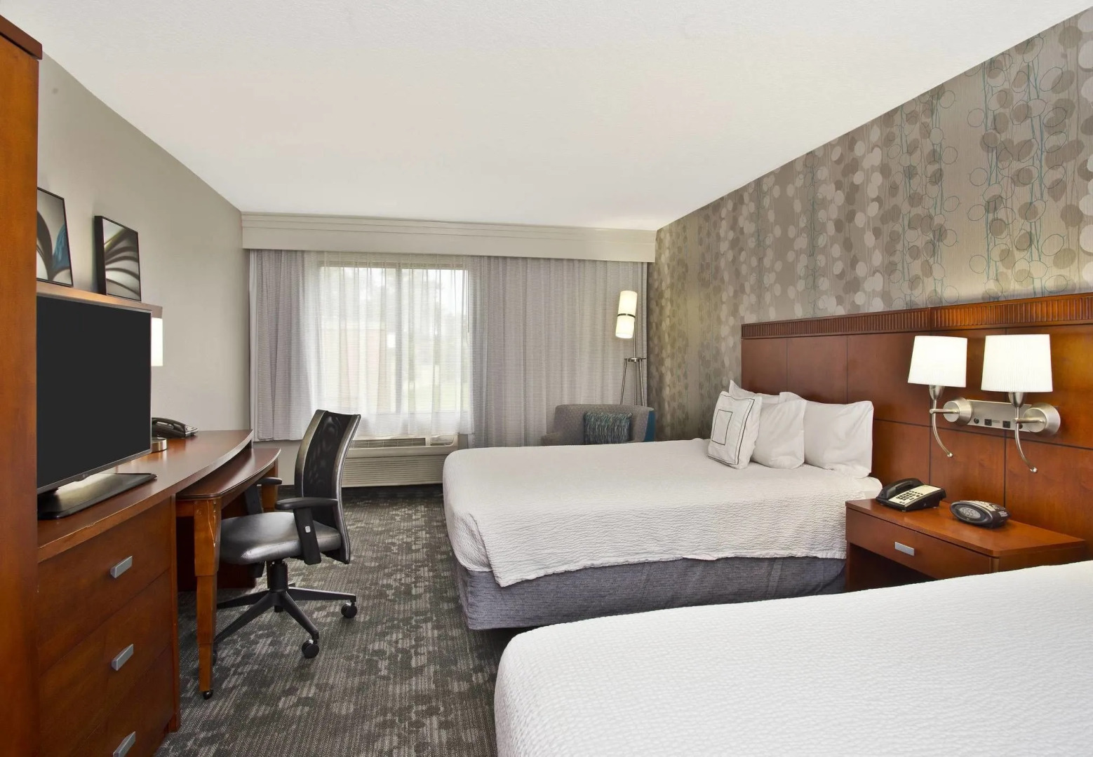 Courtyard by Marriott Gulfport Beachfront