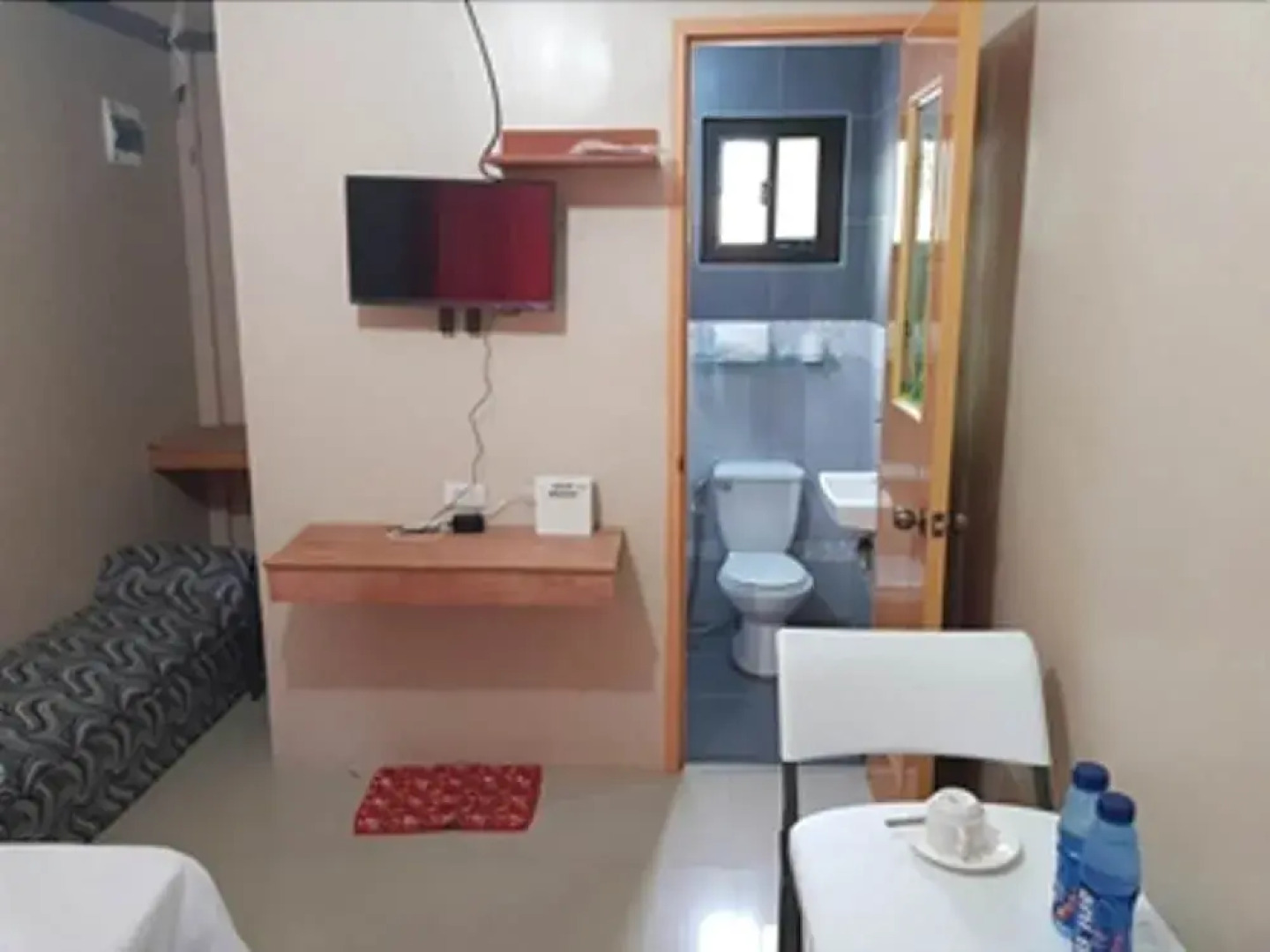 shalom guest house and rest bar