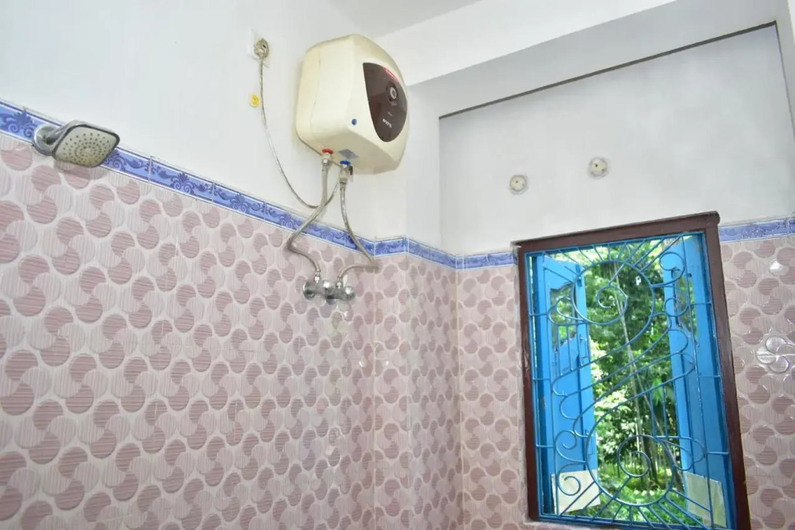 Jaldapara Binaychapa Homestay