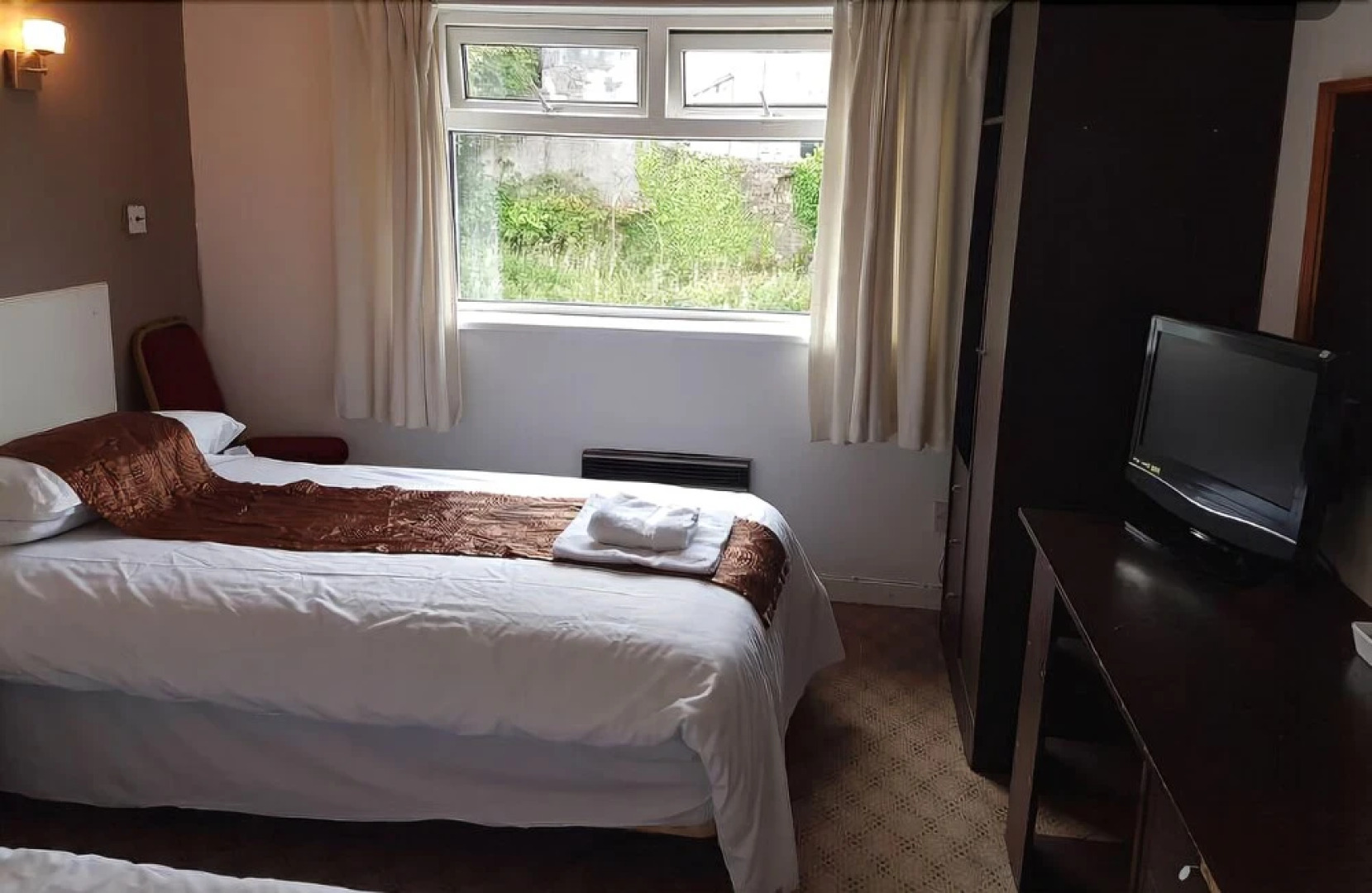 Ye Olde Red Lion Hotel