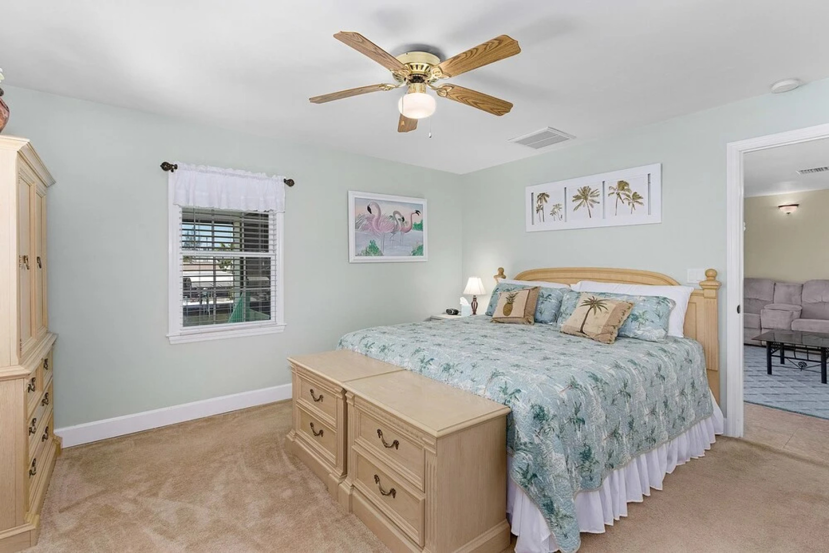 Villa Island Time by Pretty Cape Homes