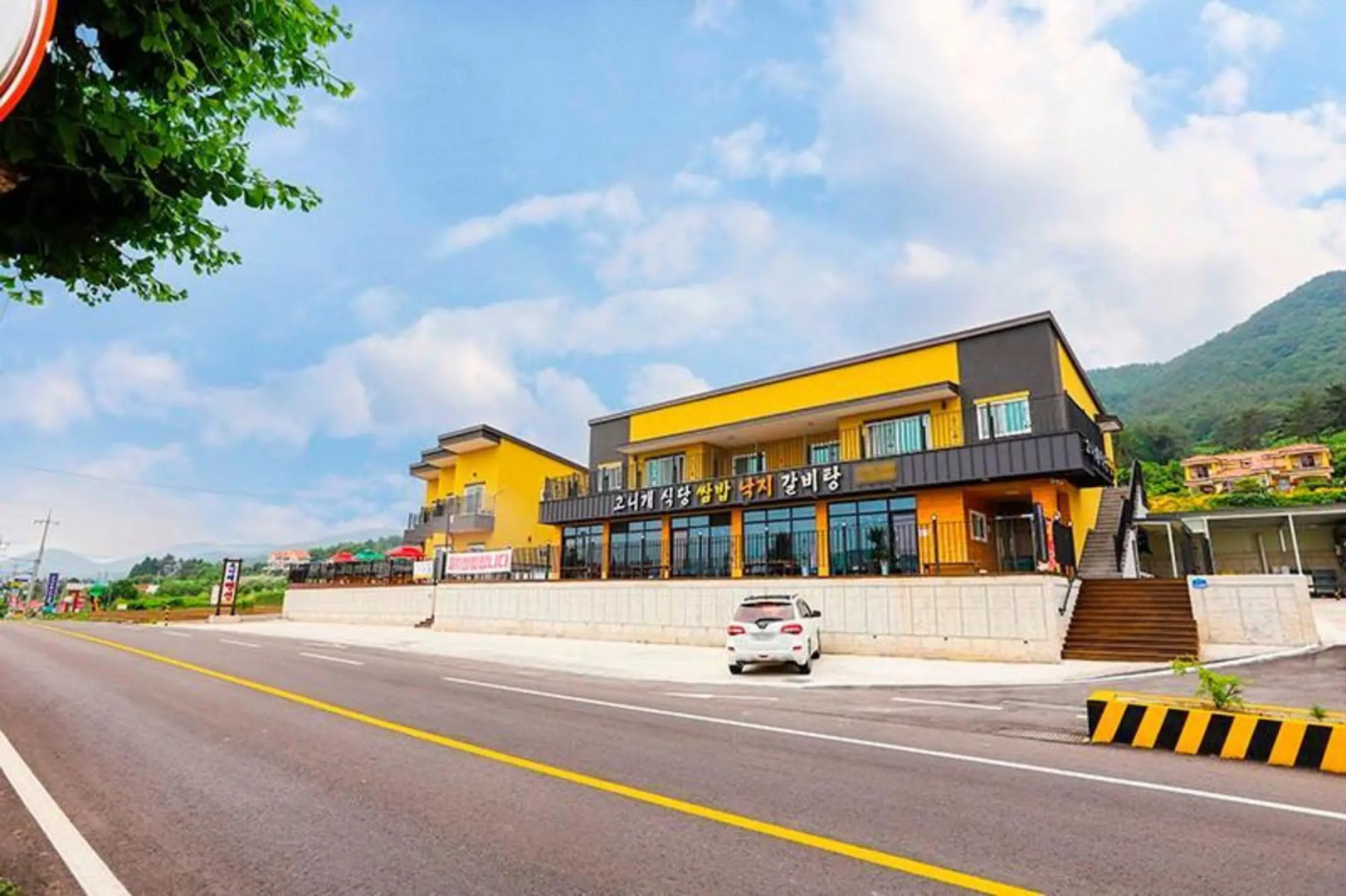 Namhae Gonige Pension