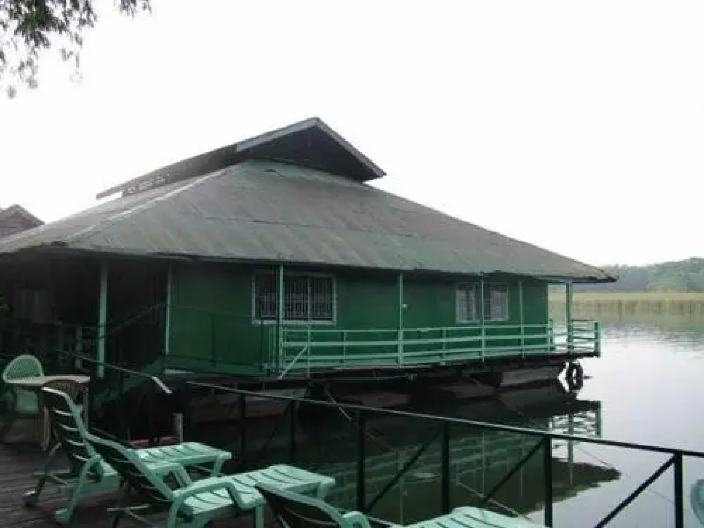 Sams River Rafthouse