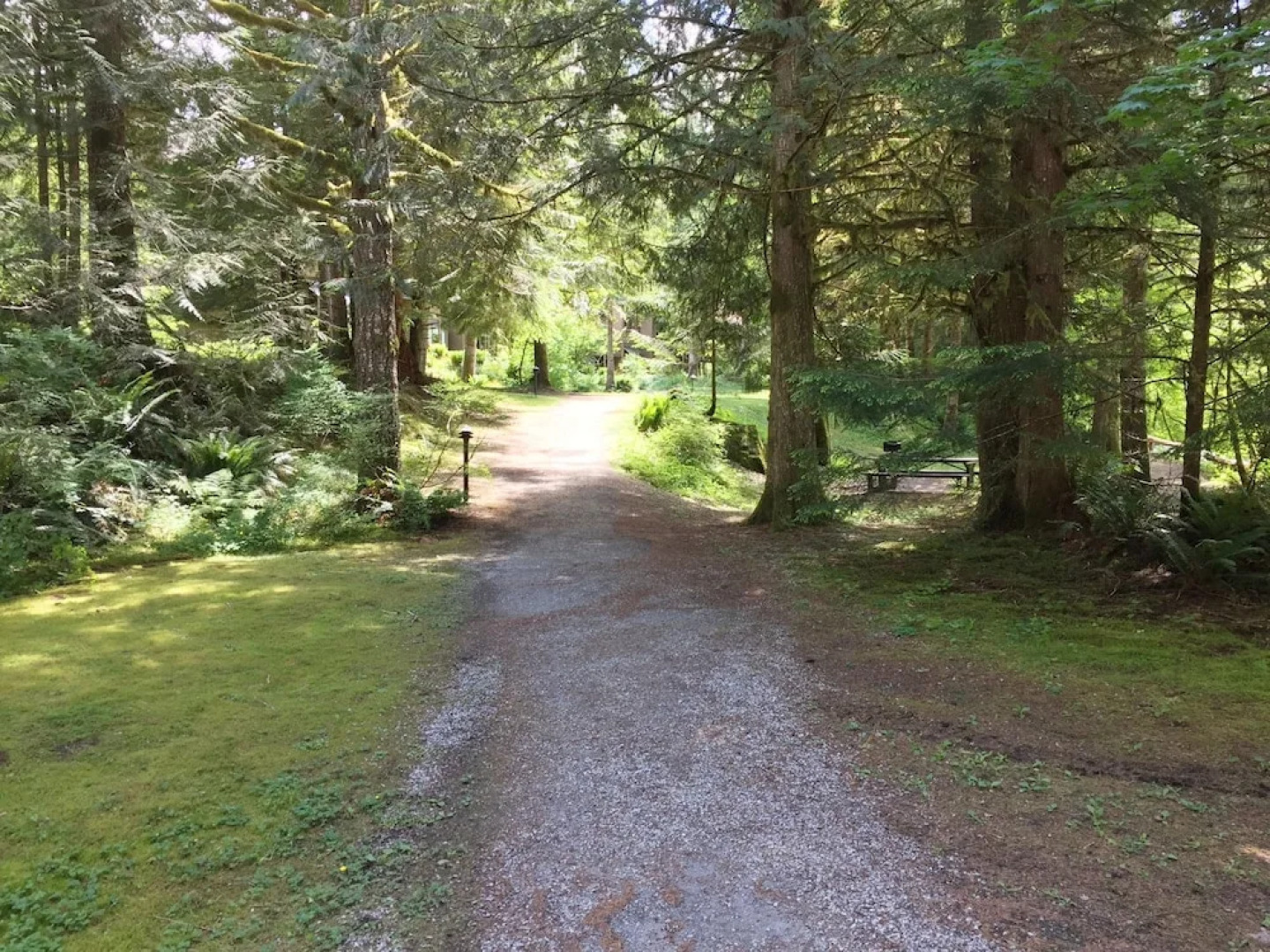 Mt. Baker Lodging Condo #80 – Fireplace, Sleeps 4! by MBL