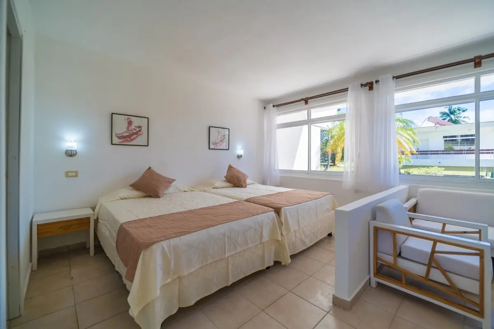 Resonance Blu Santa Maria