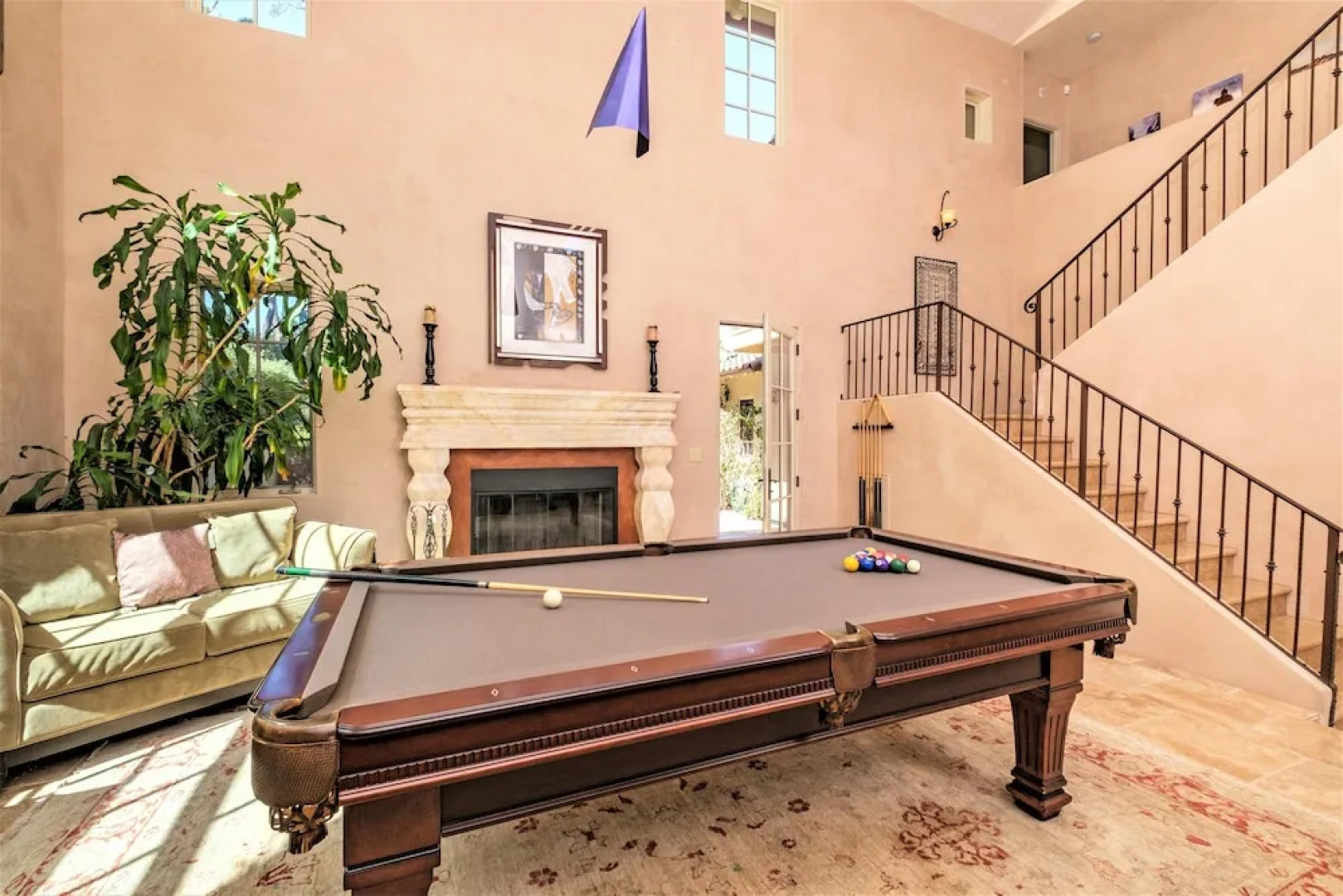 Lx17 Pebble Beach Golfer Retreat