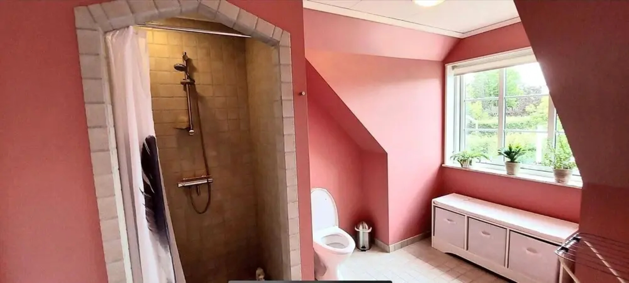 Johnnys Bed & Breakfast