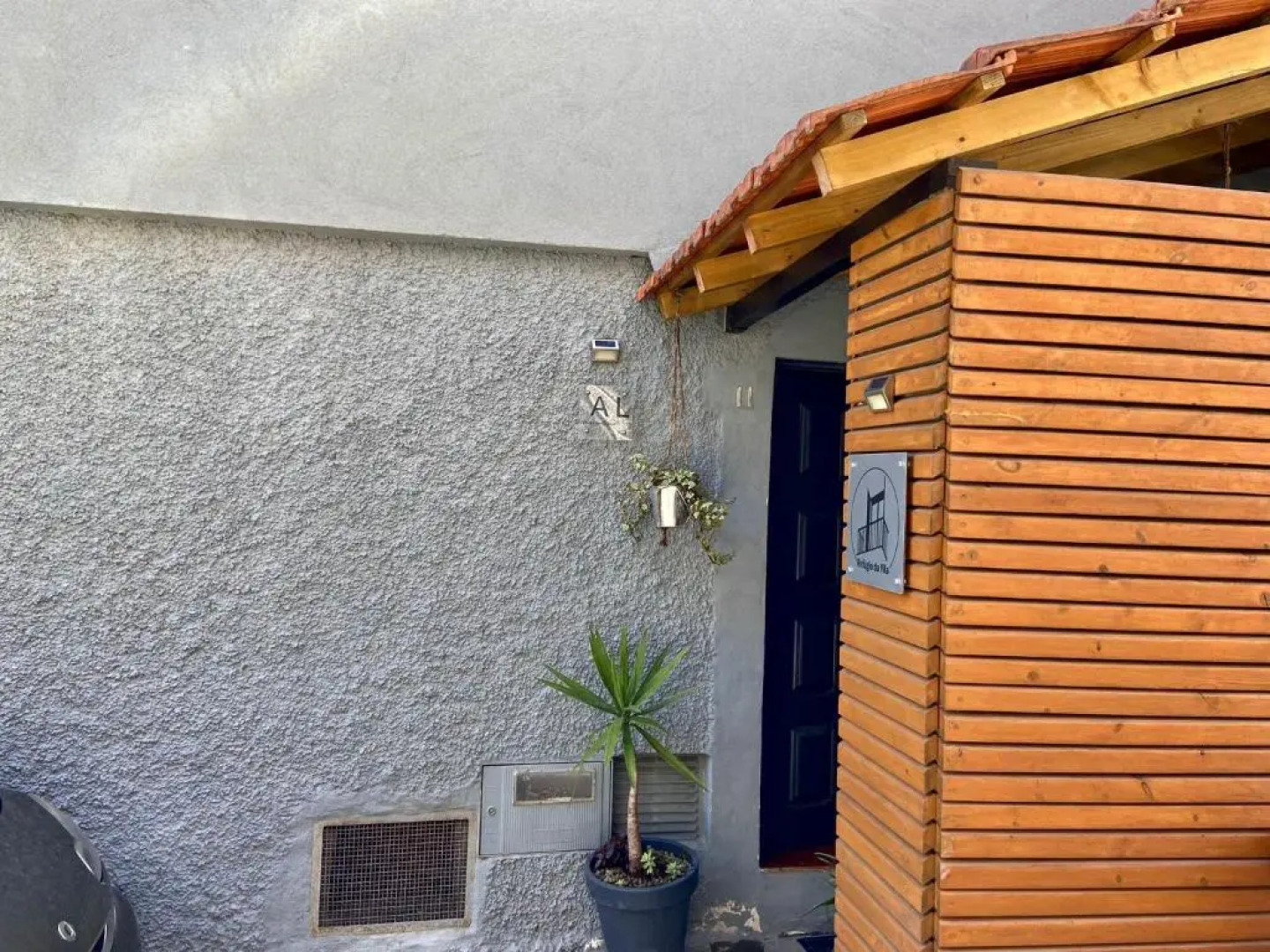 Refúgio da Vila - Refuge of the Village