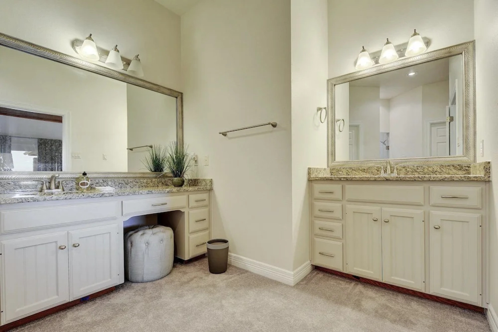 Palatial Spicewood Home and Cabin by RedAwning