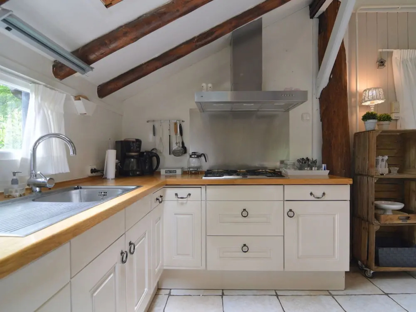 Charming Holiday Home in Hellendoorn Amidst the Forest