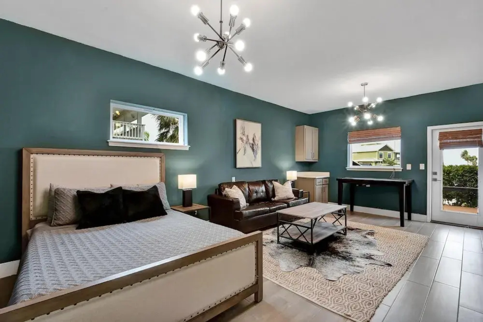 Family Friendly, Beautiful Home for Fishing in Style