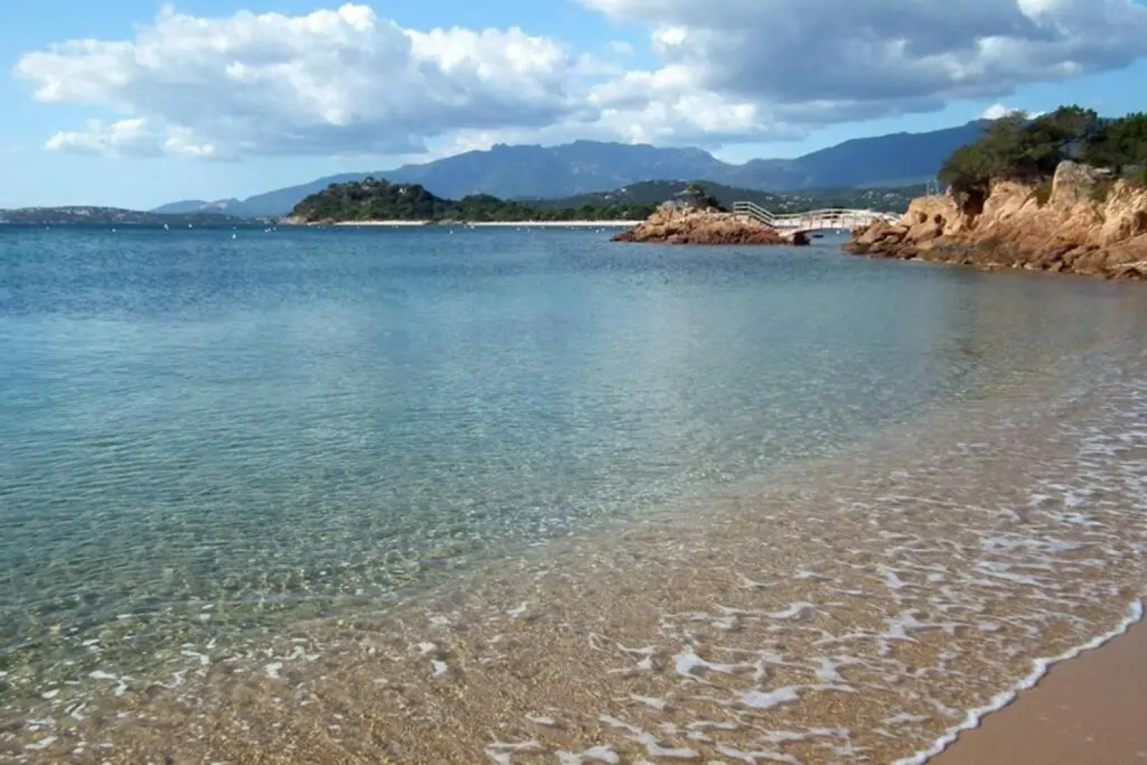 Villa 5***** piscine proche de la plage Cala Rossa