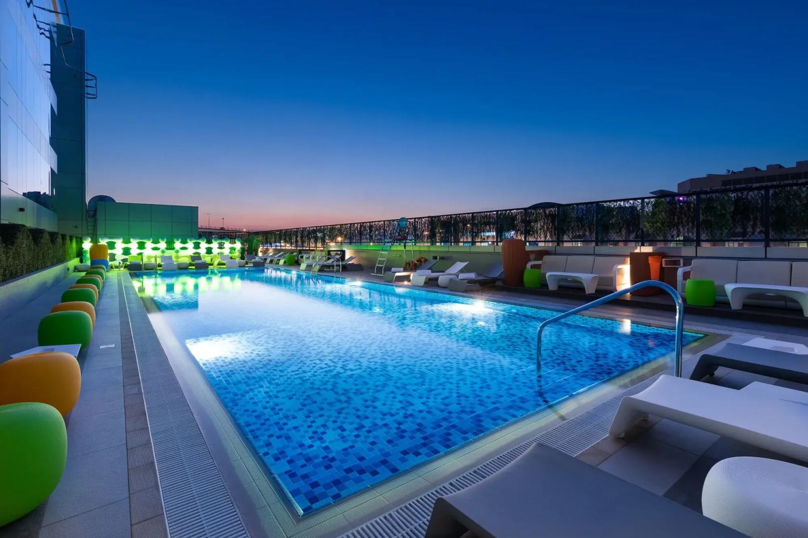 Studio M Arabian Plaza Hotel & Hotel Apartments