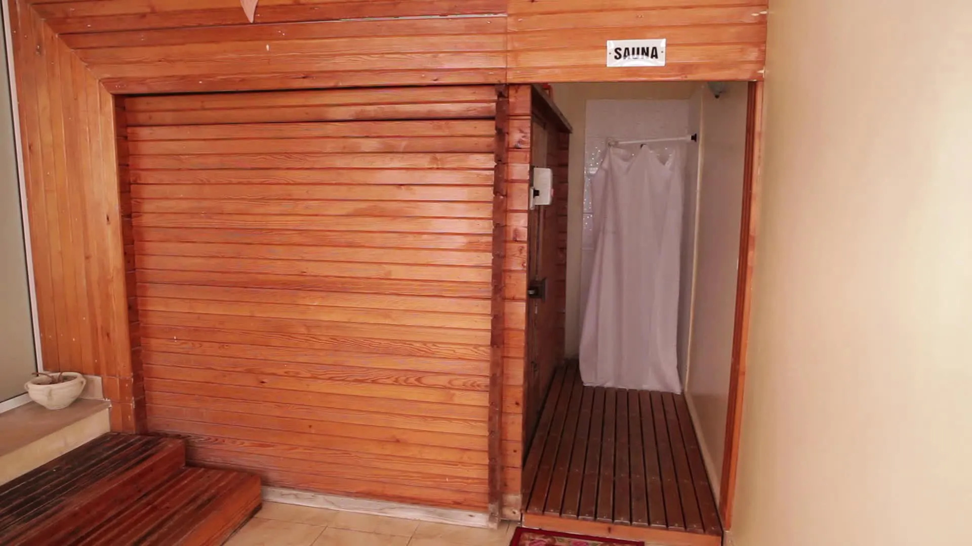 Thapsus Beach Resort