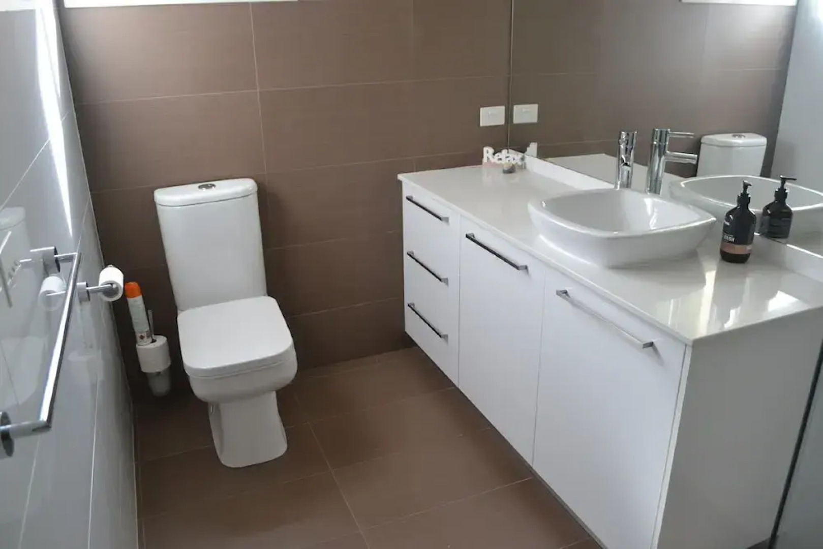 Waterview- Stoneleigh at Yarra