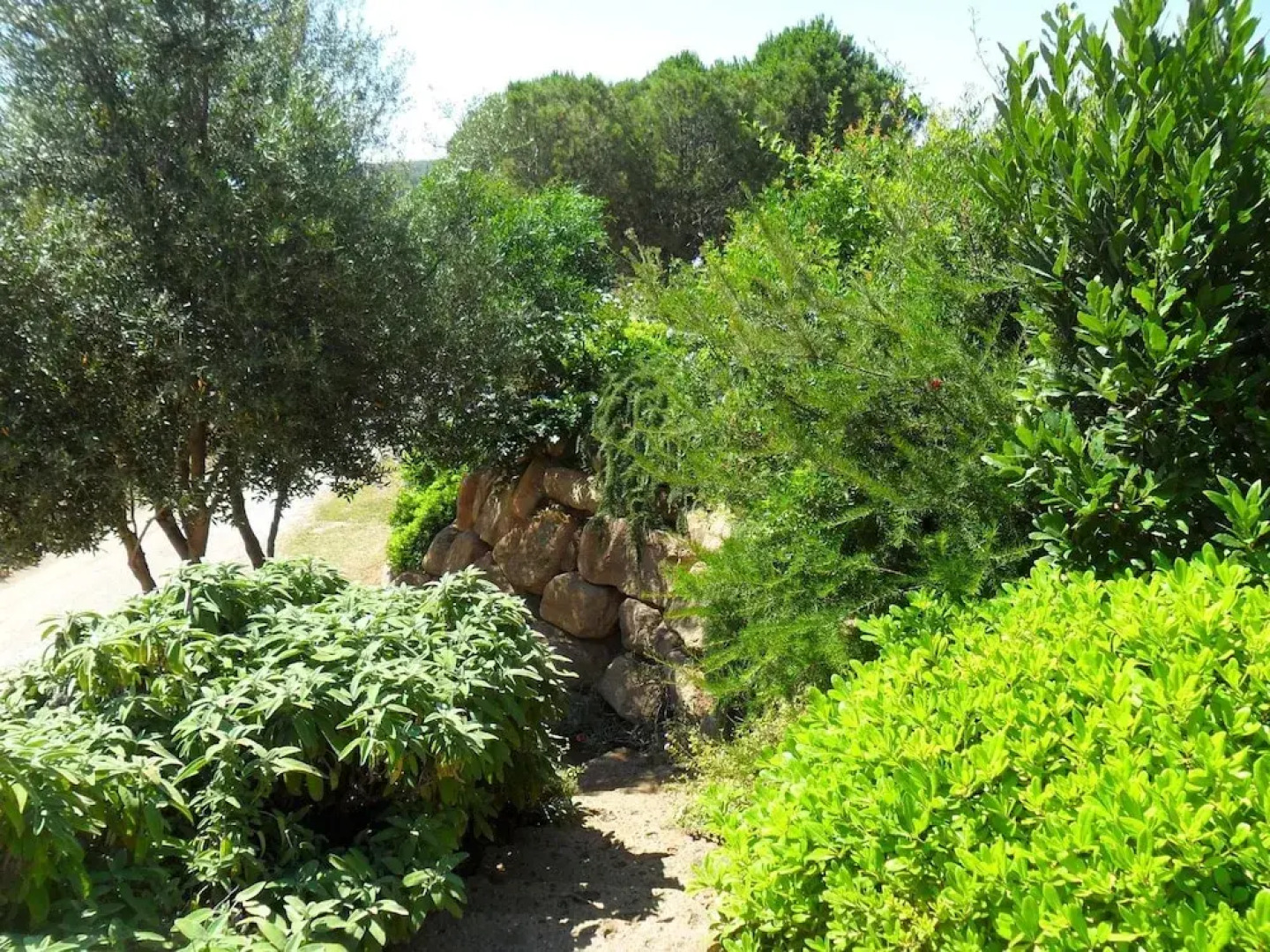 Villa With 3 Bedrooms in Chia, With Wonderful sea View, Furnished Garden and Wifi - 800 m From the Beach