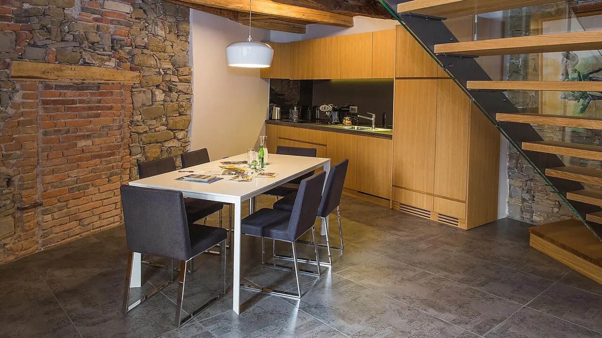 Aldilà Rooms Apartment  Vacation House