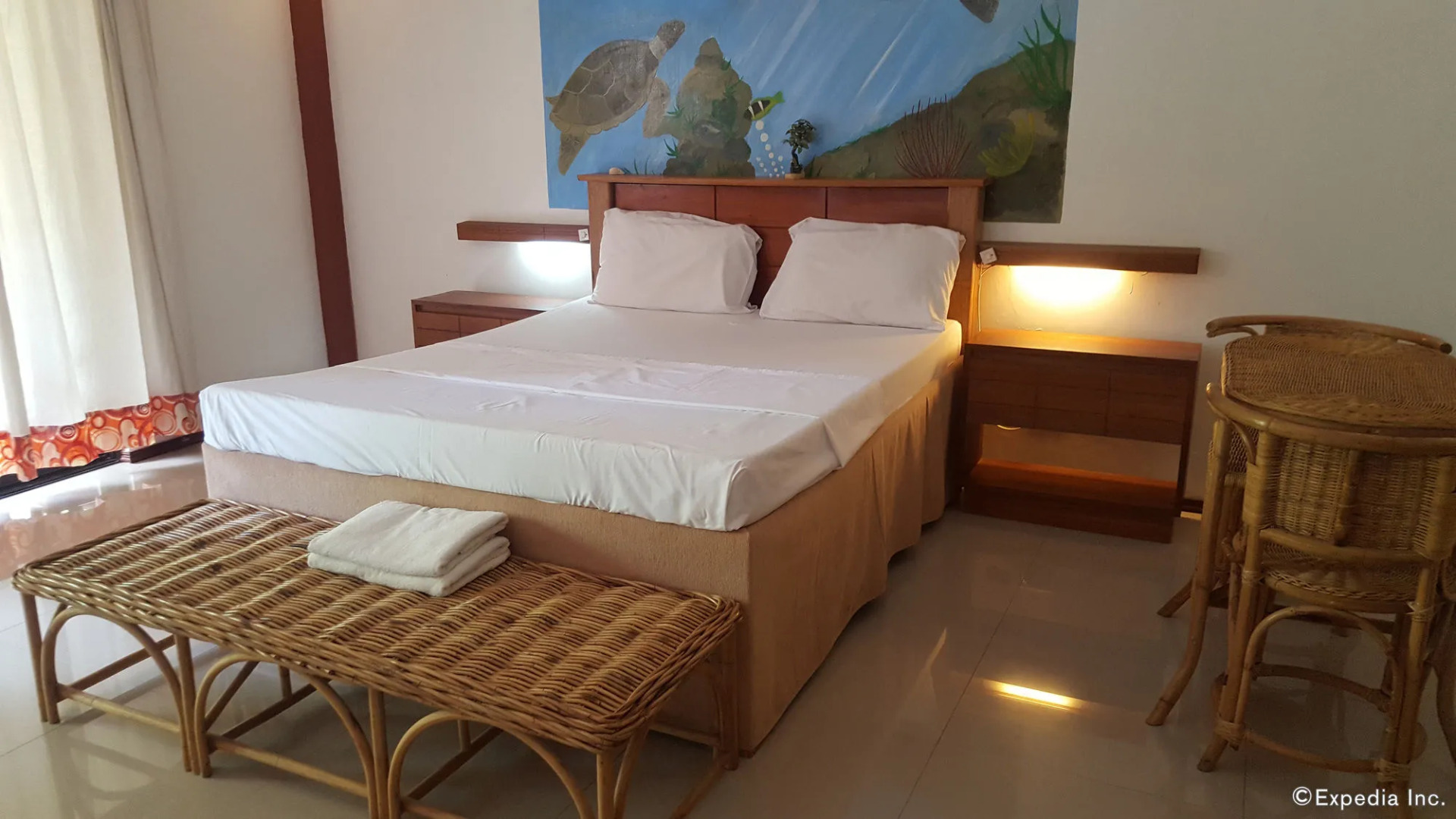 Cooper's Beach Resort