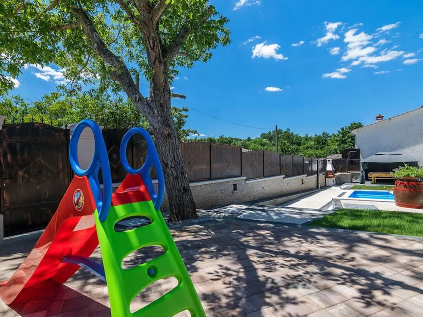 Villa Patrick Comfortable Holiday Residence