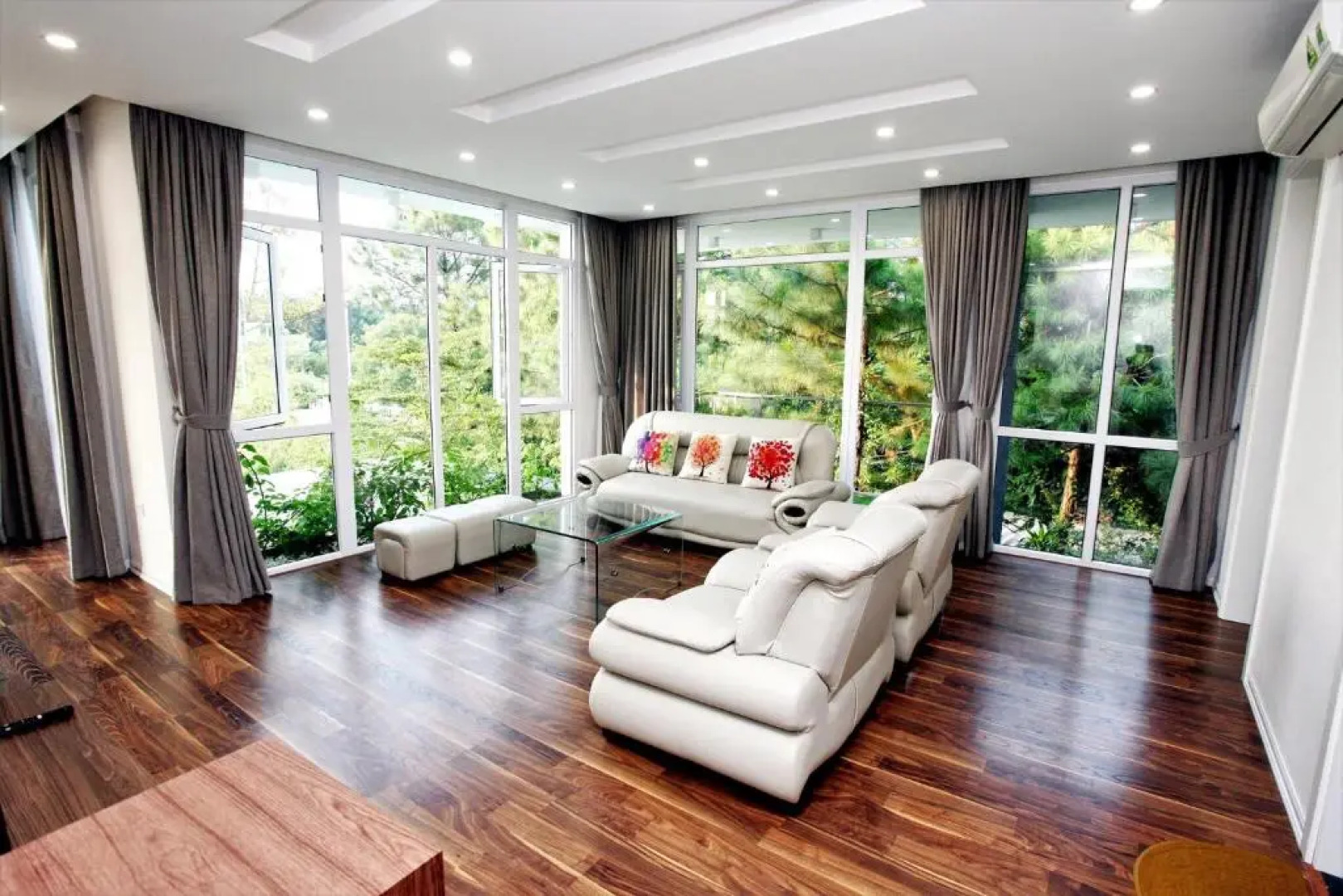 Flamingo Happy Villa Owner