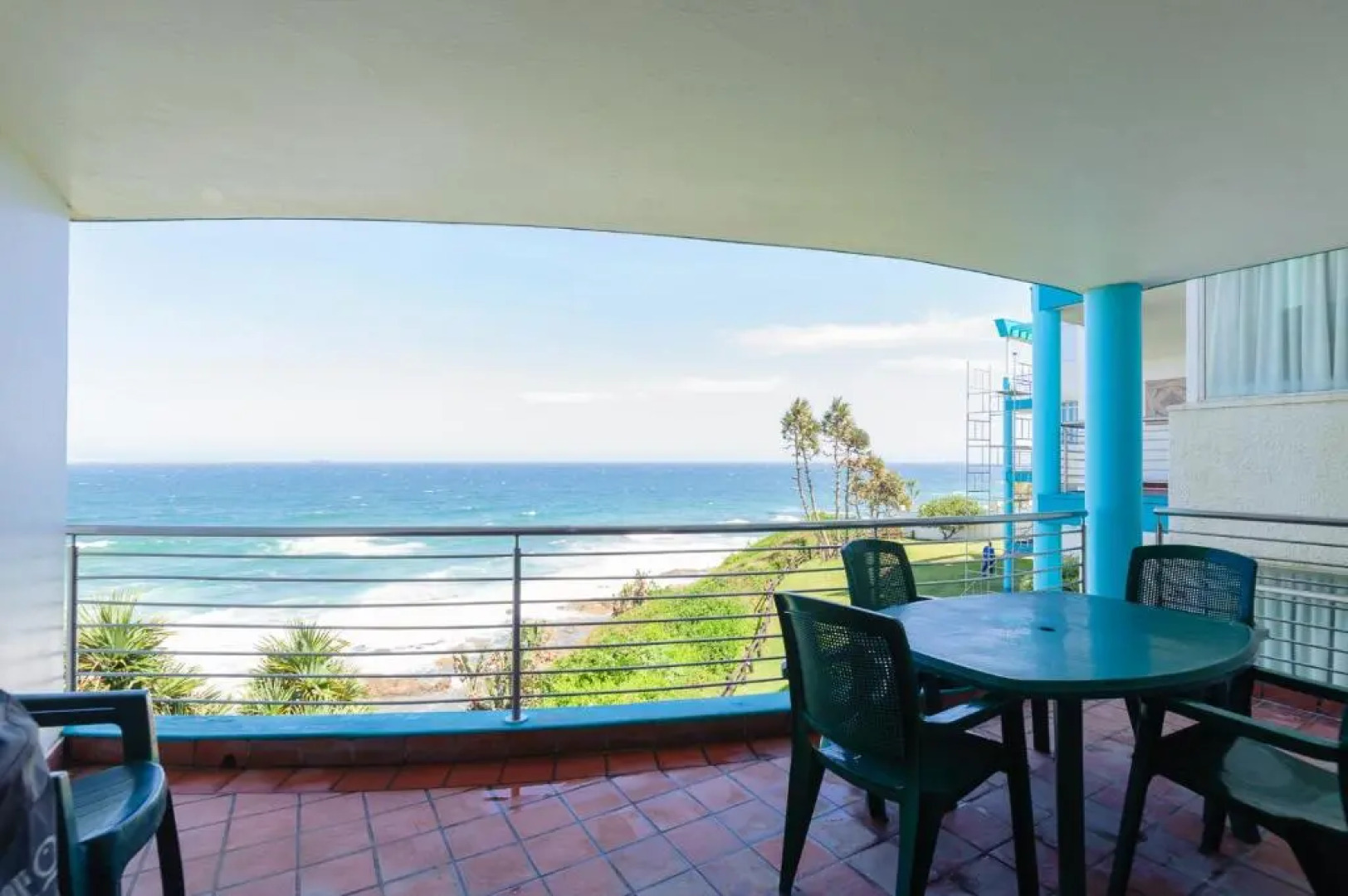 Chakas Cove 38 - LOAD SHED FREE