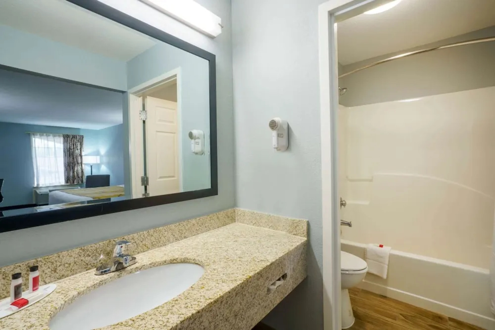 Baymont Inn & Suites Gallatin