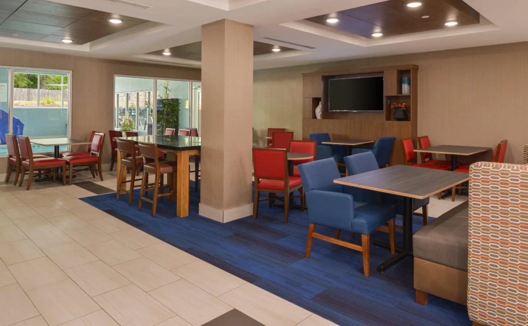Holiday Inn Express & Suites Chattanooga (East Ridge) by IHG
