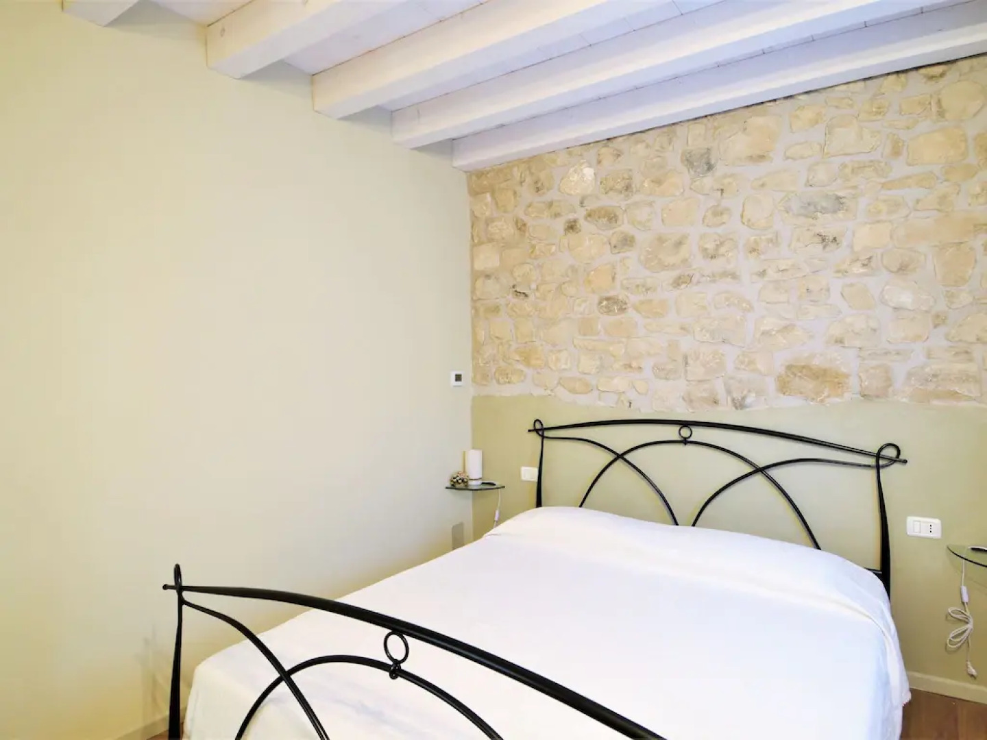 Stellar Apartment in Miane With Shared Swimming Pool