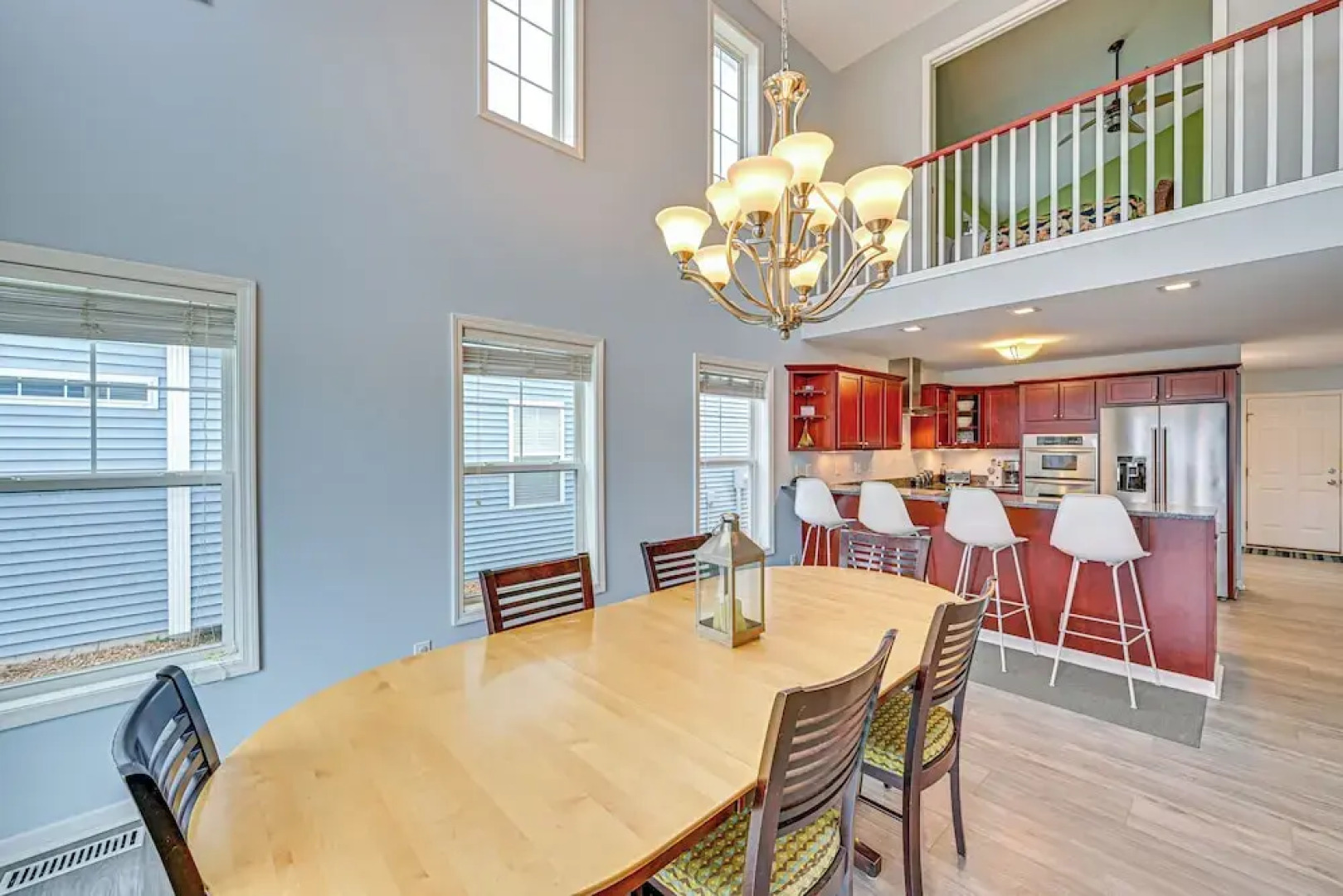 St Joseph River, Lake Michigan Access: Luxury Home