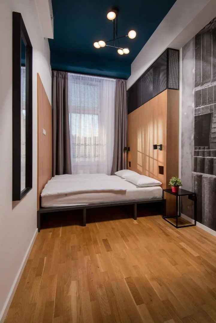 Dean’s Home Budapest