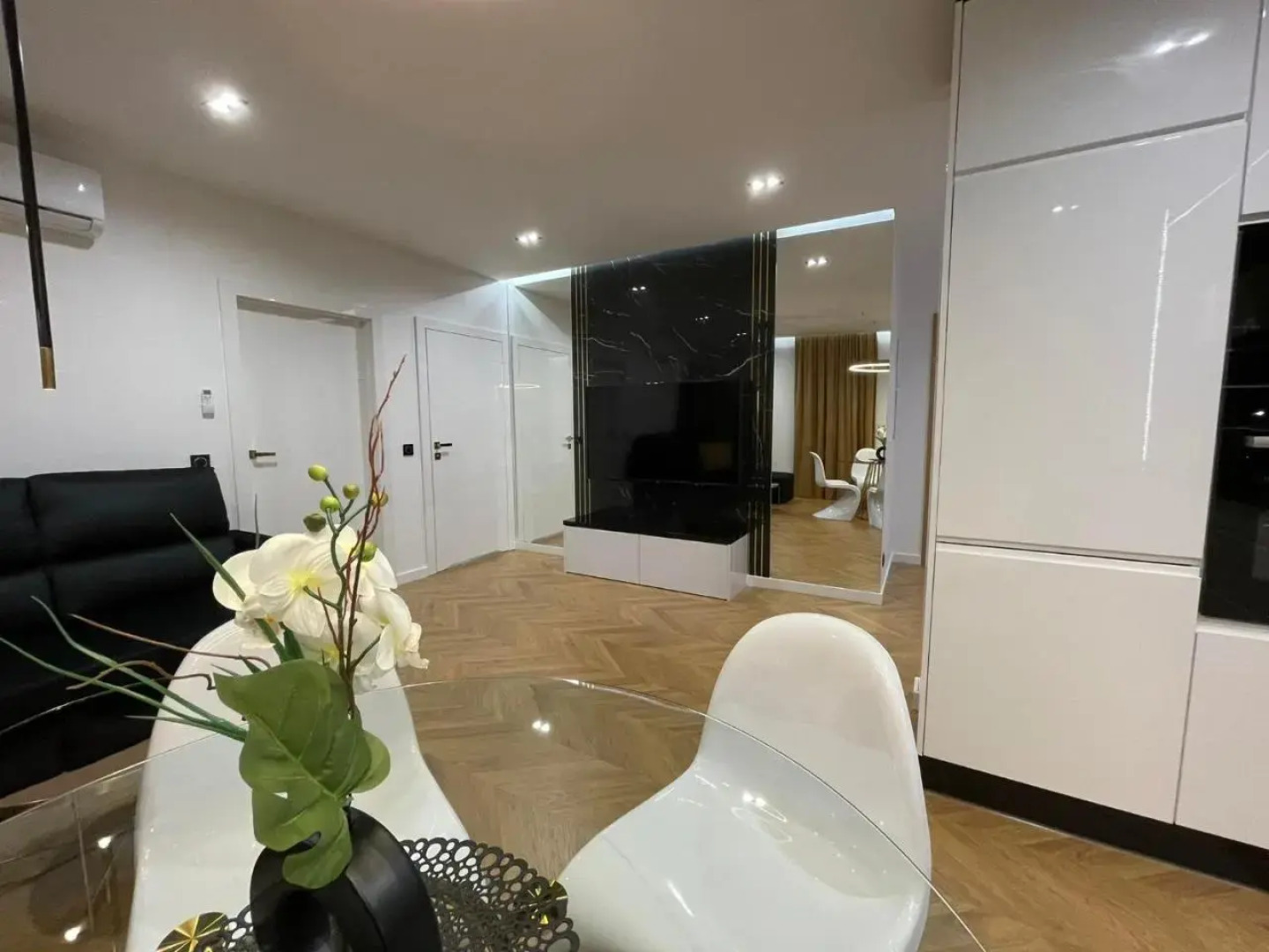 Prestige Line Manhattan