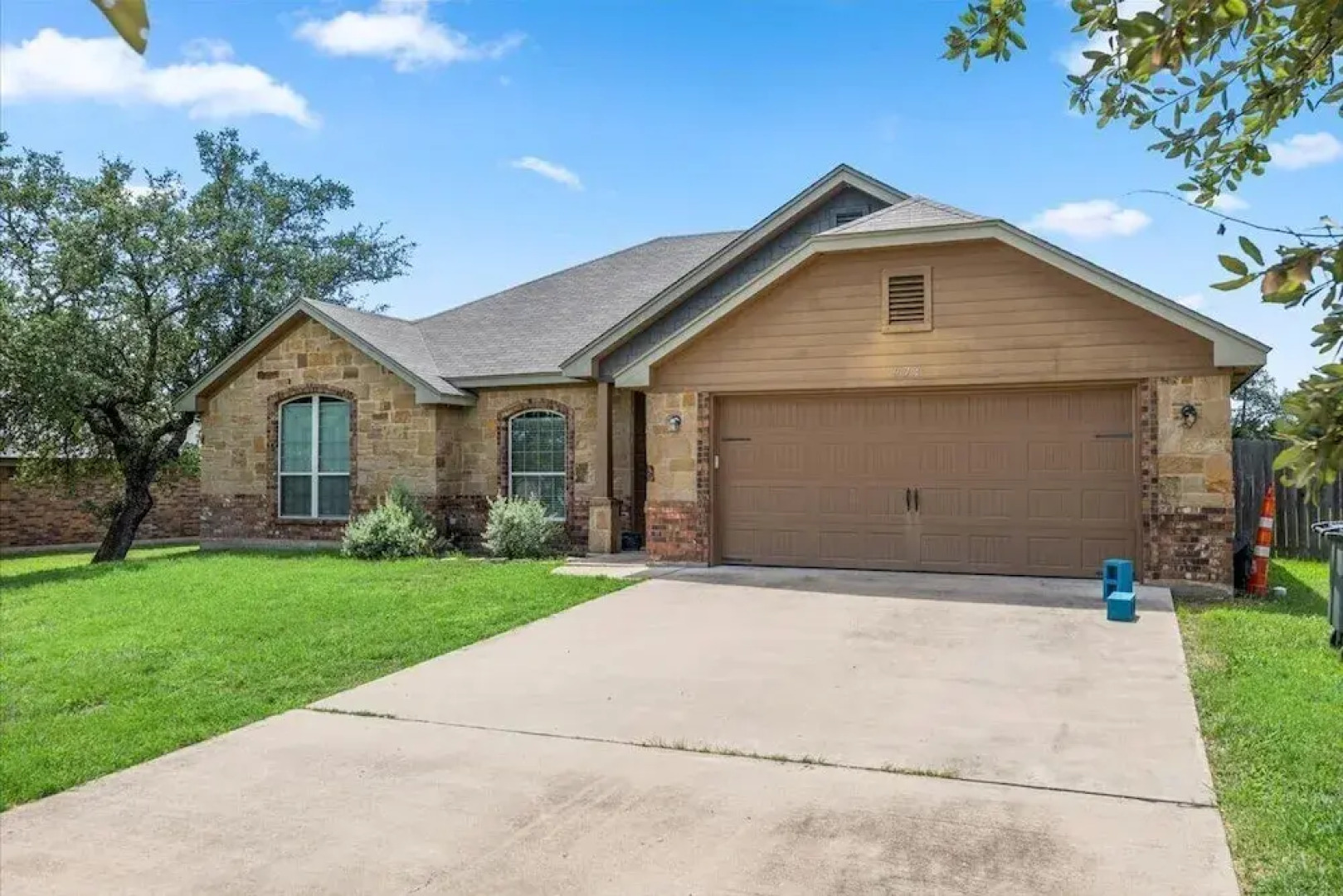 Comfortable 3BR Home in Salado