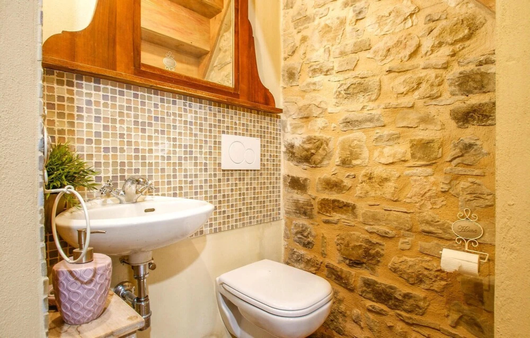 Beautiful Apartment in Villagrande di Monteco With 2 Bedrooms