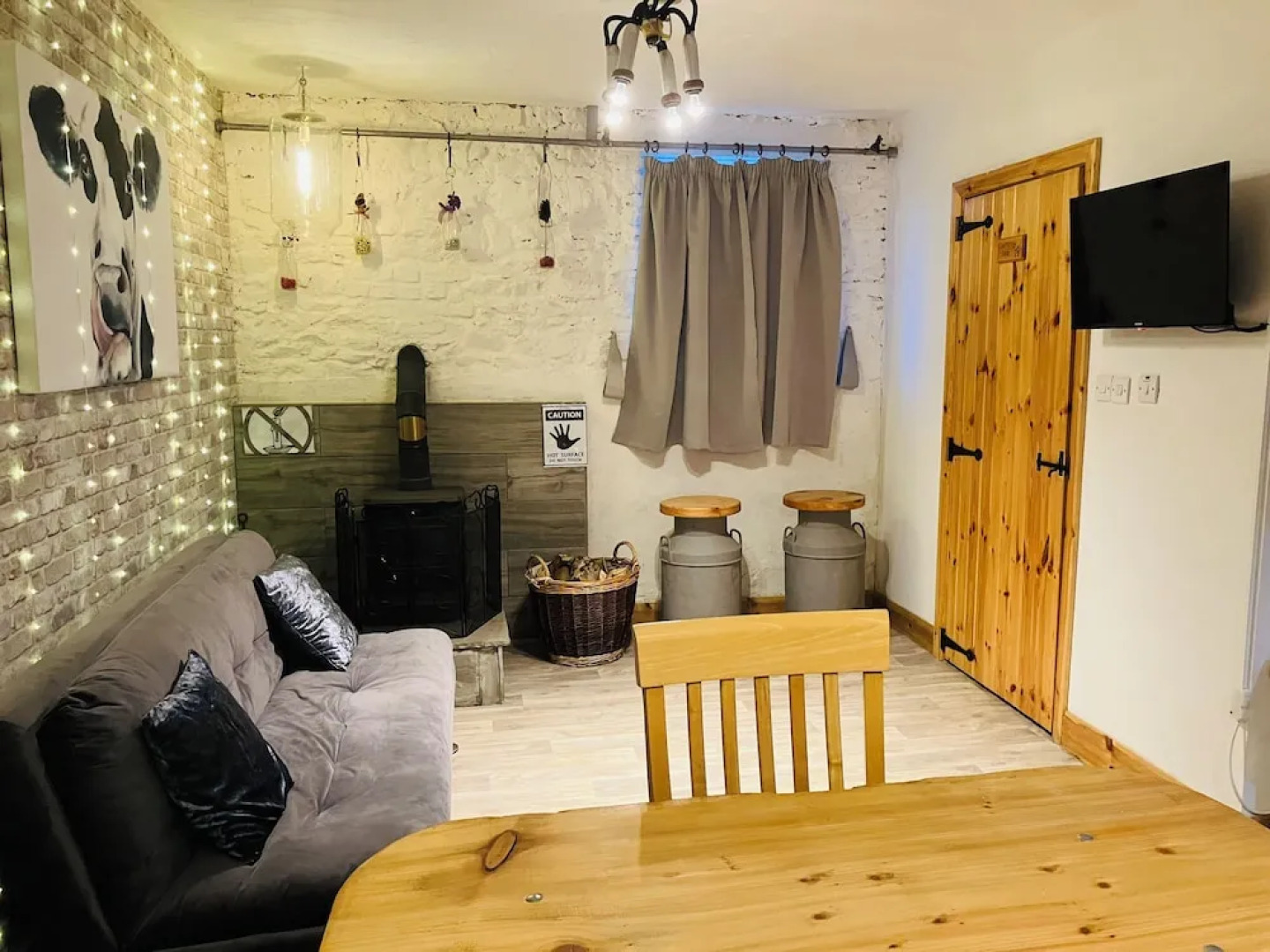 The Cuddly Cow Cosy Barn Studio Campview Farm Stay