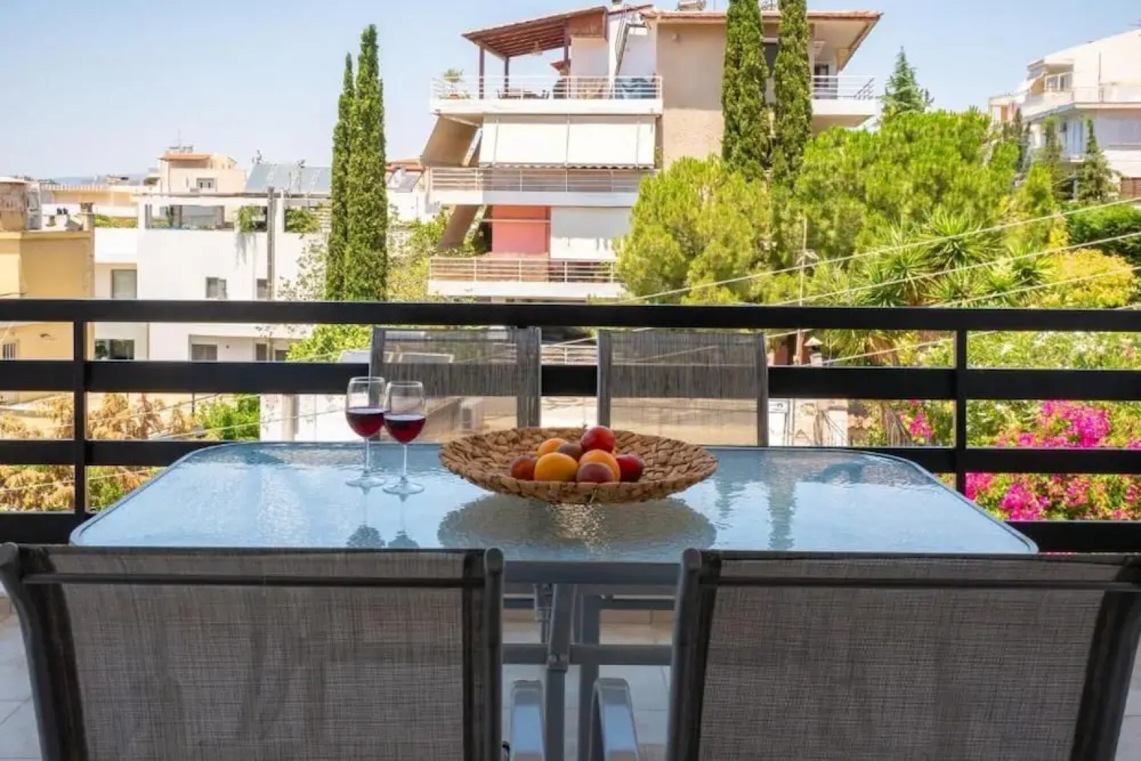 Rhea - Glyfada Sea View Apartment