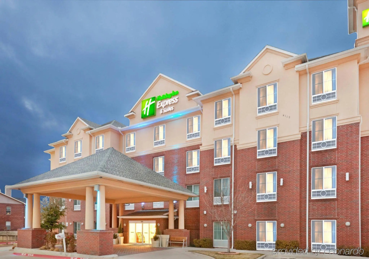 Holiday Inn Express Hotel & Suites Dallas-Grand Prairie I-20 by IHG