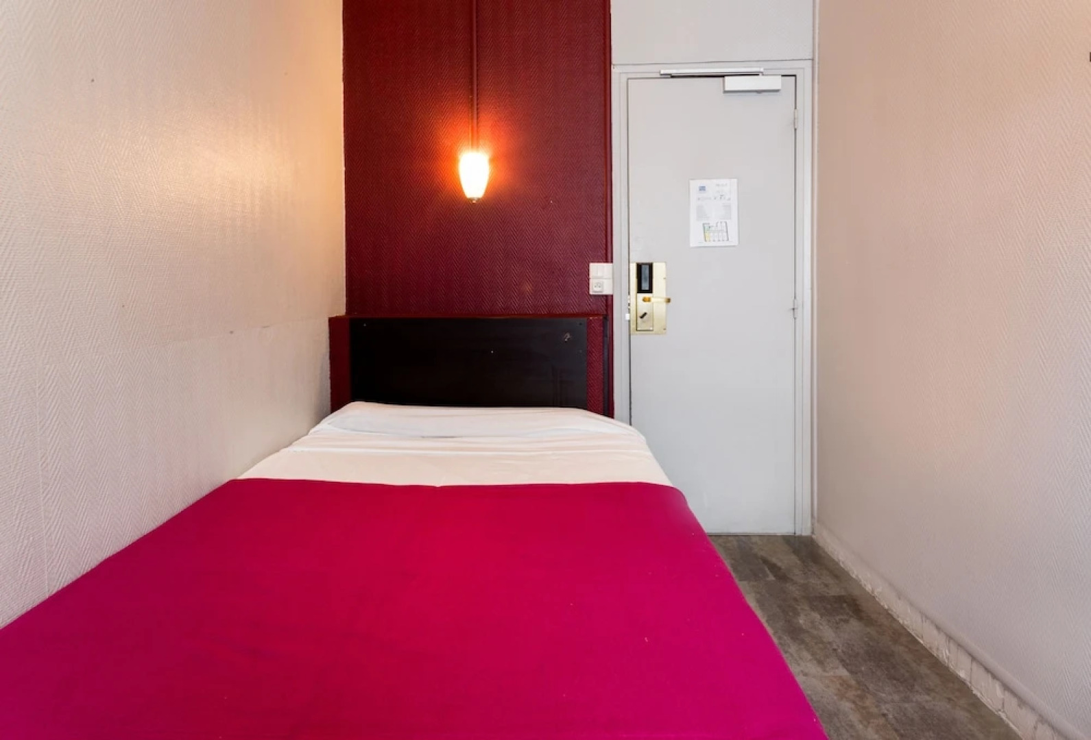 Hipotel Paris Belleville Gare de l'Est