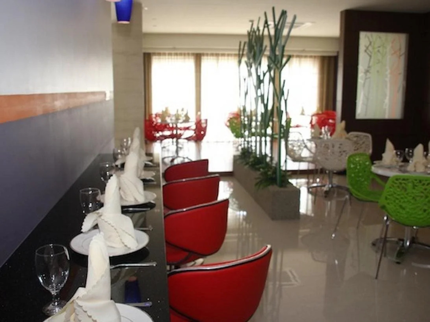 Grand Medallion Hotel