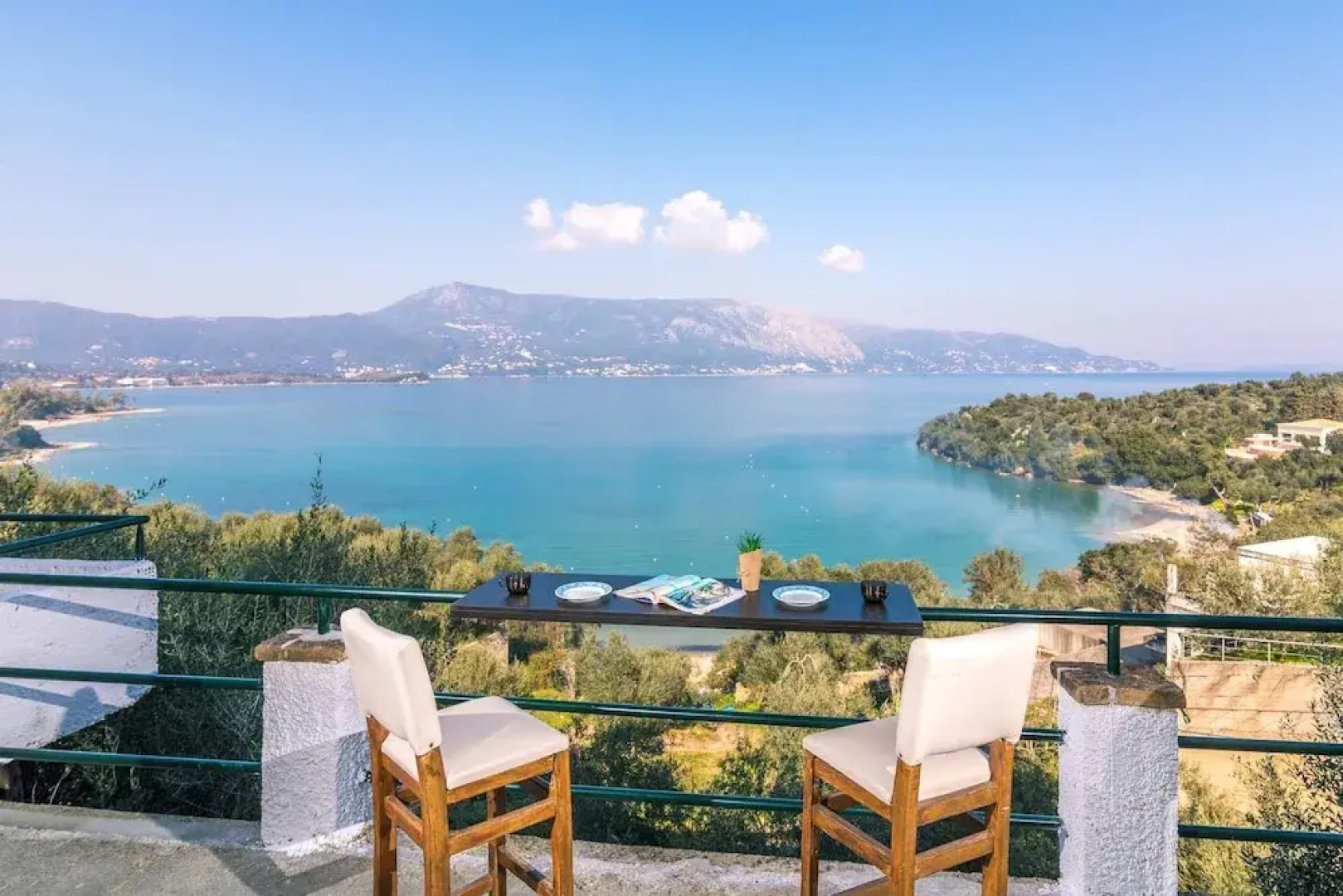 Kommeno Seaside Studios