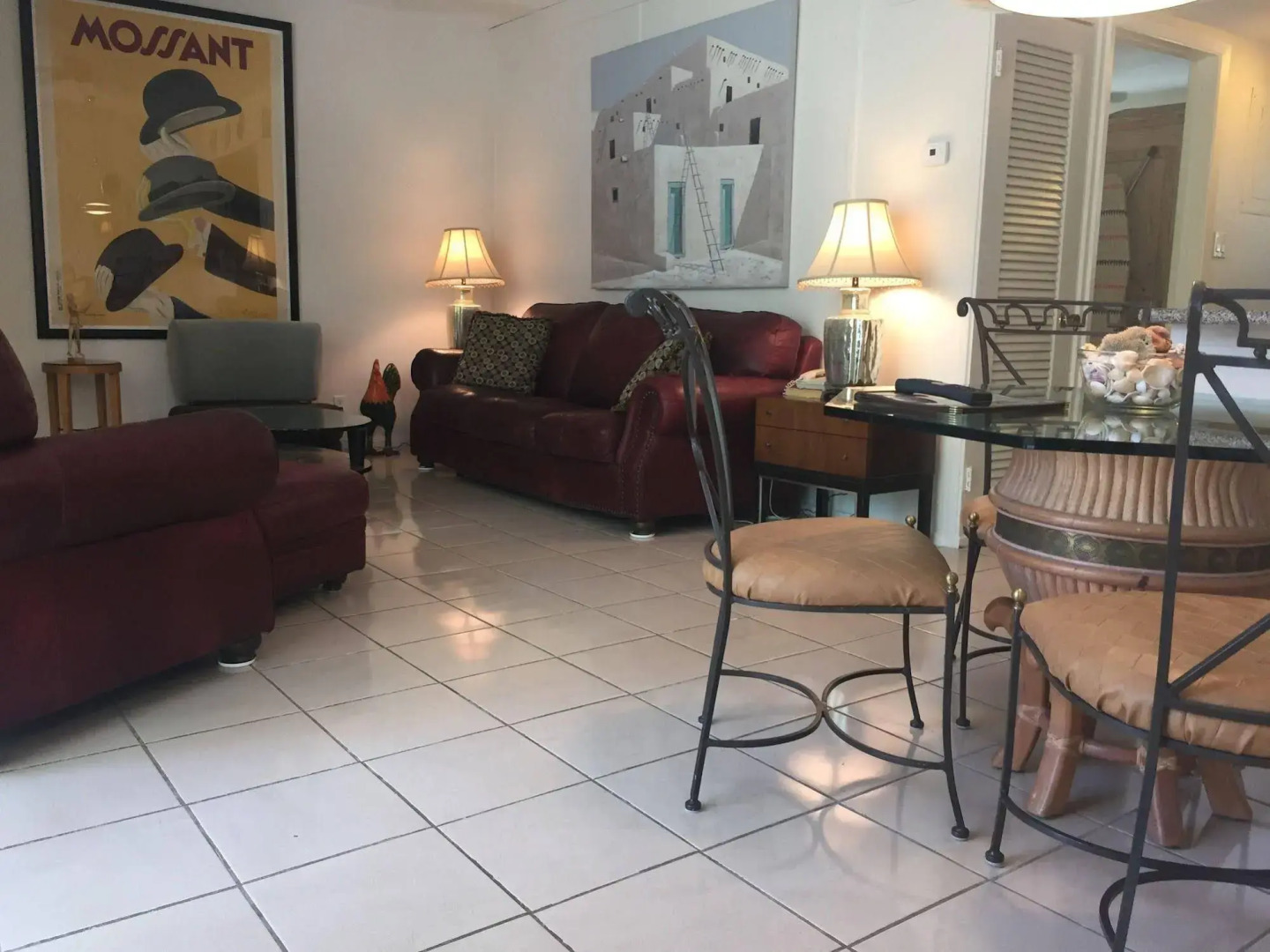 Manhattan Tower Apartment Hotel