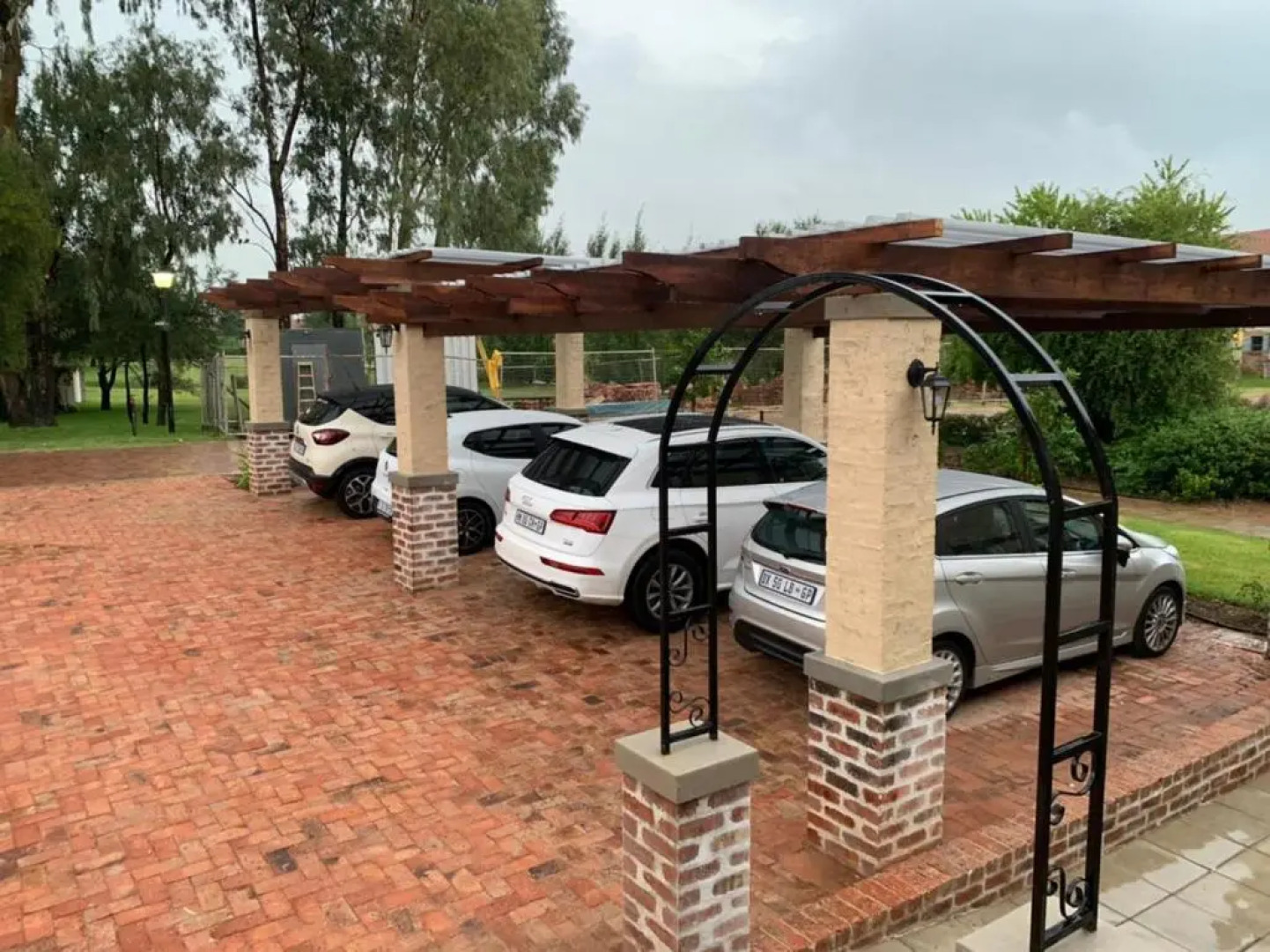 Pont de Val - La Rivière Apartments