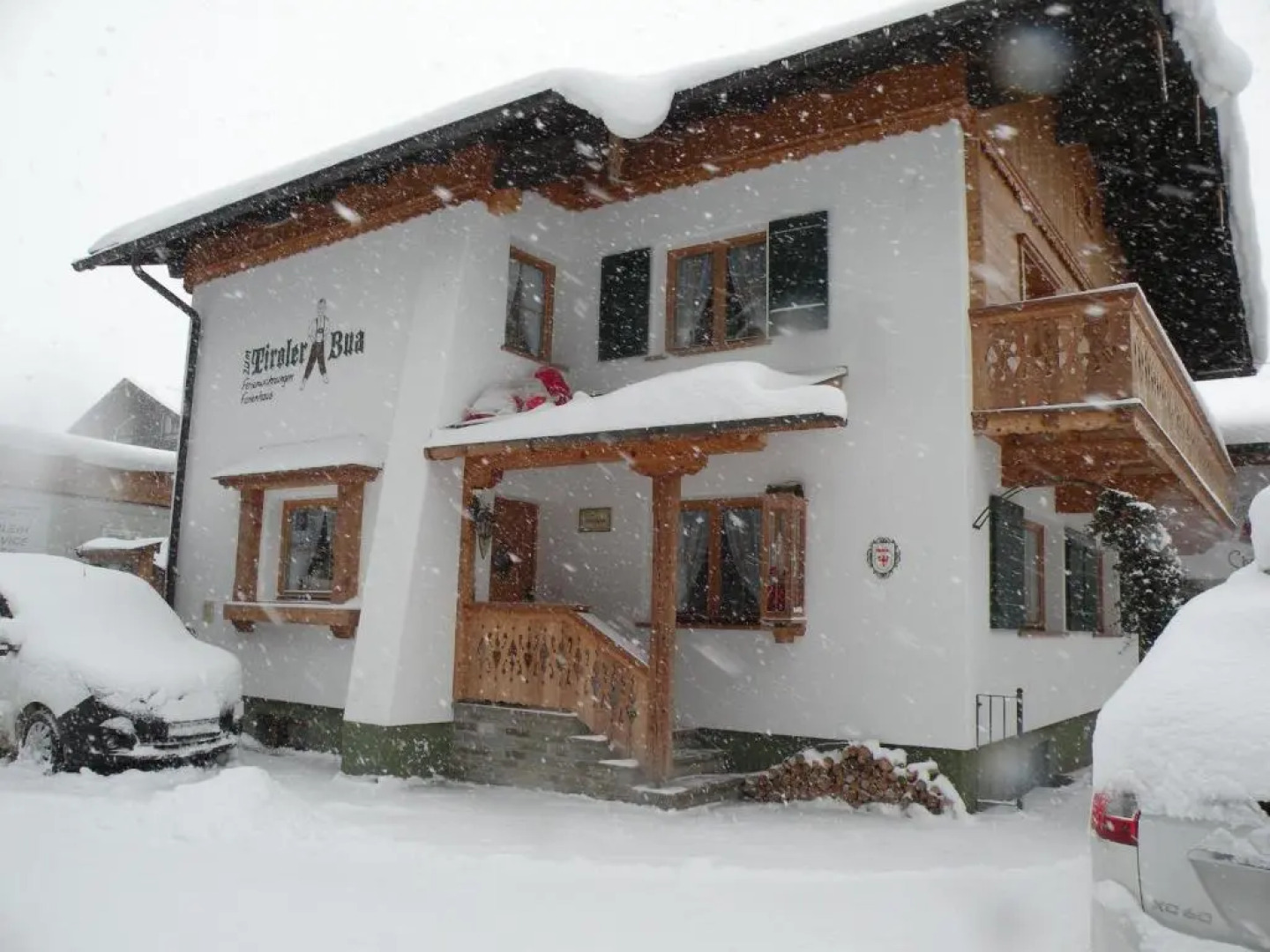 Chalet & Apartments Tiroler Bua