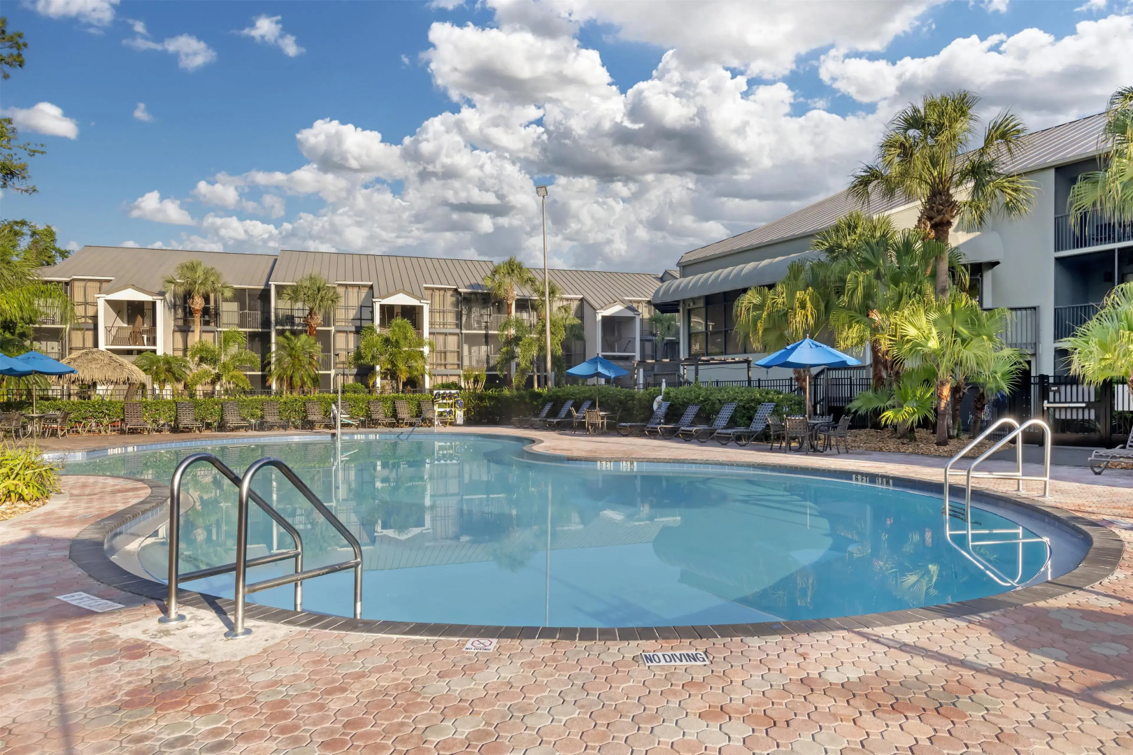 Parkway International Resort