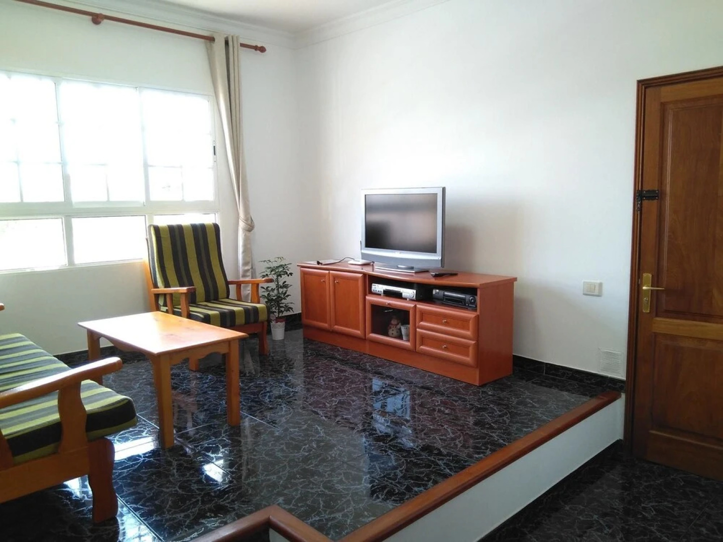 Apartment With 3 Bedrooms in Arinaga, With Terrace and Wifi - 400 m Fr