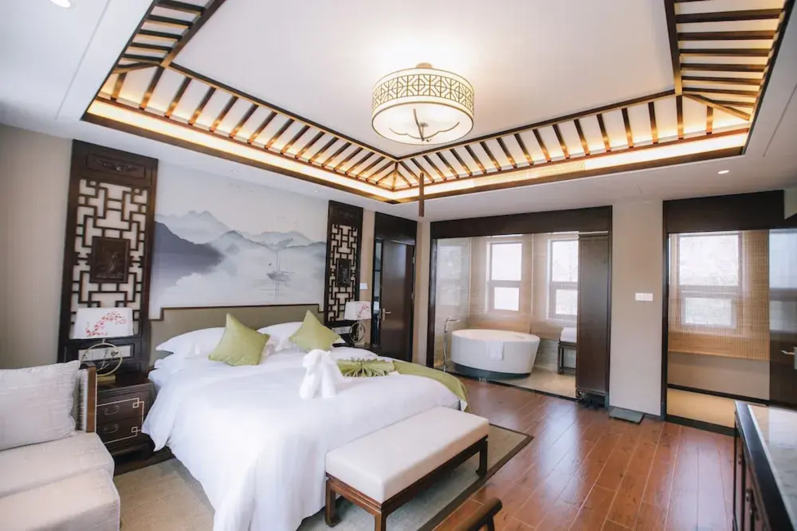 Xinhualian Lv Xin Gu Hotel