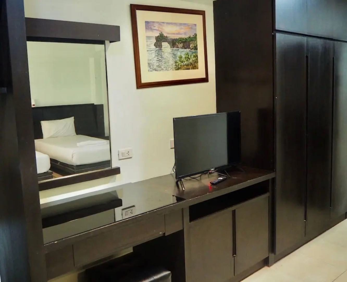Orm Thong Apartments