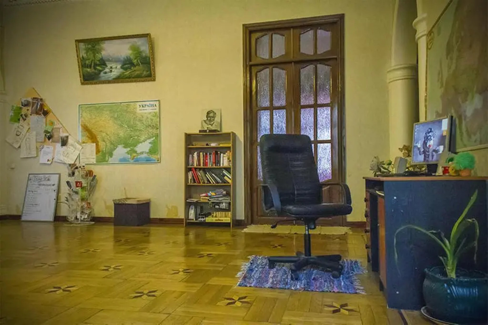 Babushka Grand Hostel