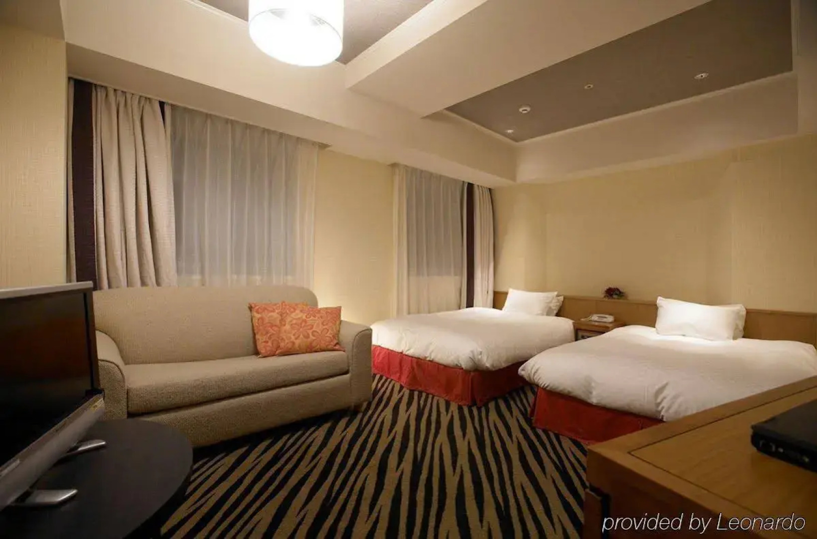 Kanku Izumiotsu Washington Hotel