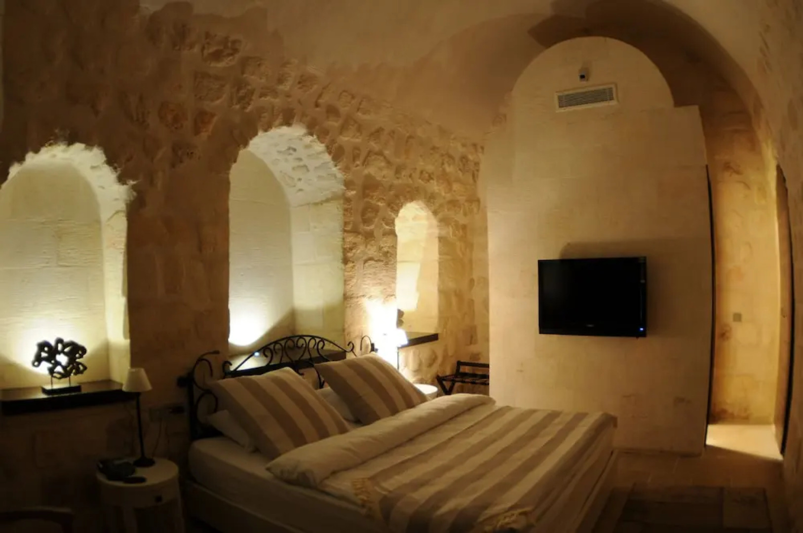 Shmayaa Hotel - Special Class